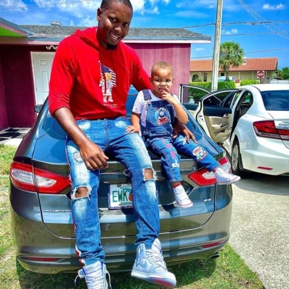 Meet your Posher, Aaron - Picture 1 of 1